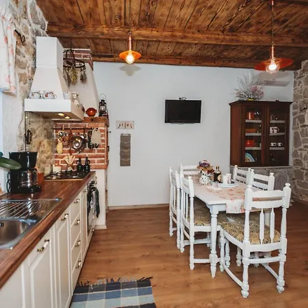 House Sokotini Dvori Ždrelac
