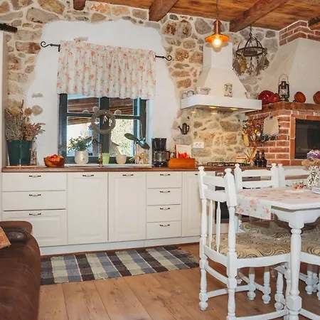 House Sokotini Dvori فيلة *